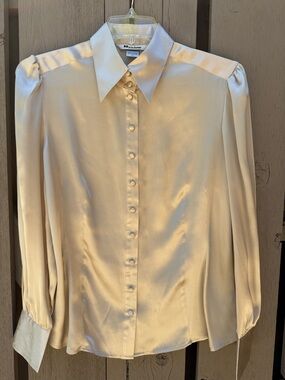 Nygard Collections Light Gold Silk Button-Front Blouse, Wide Cuffs. Shoulder pad
